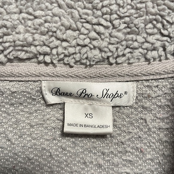 Bass Pro Shops Jacket - Picture 5 of 11